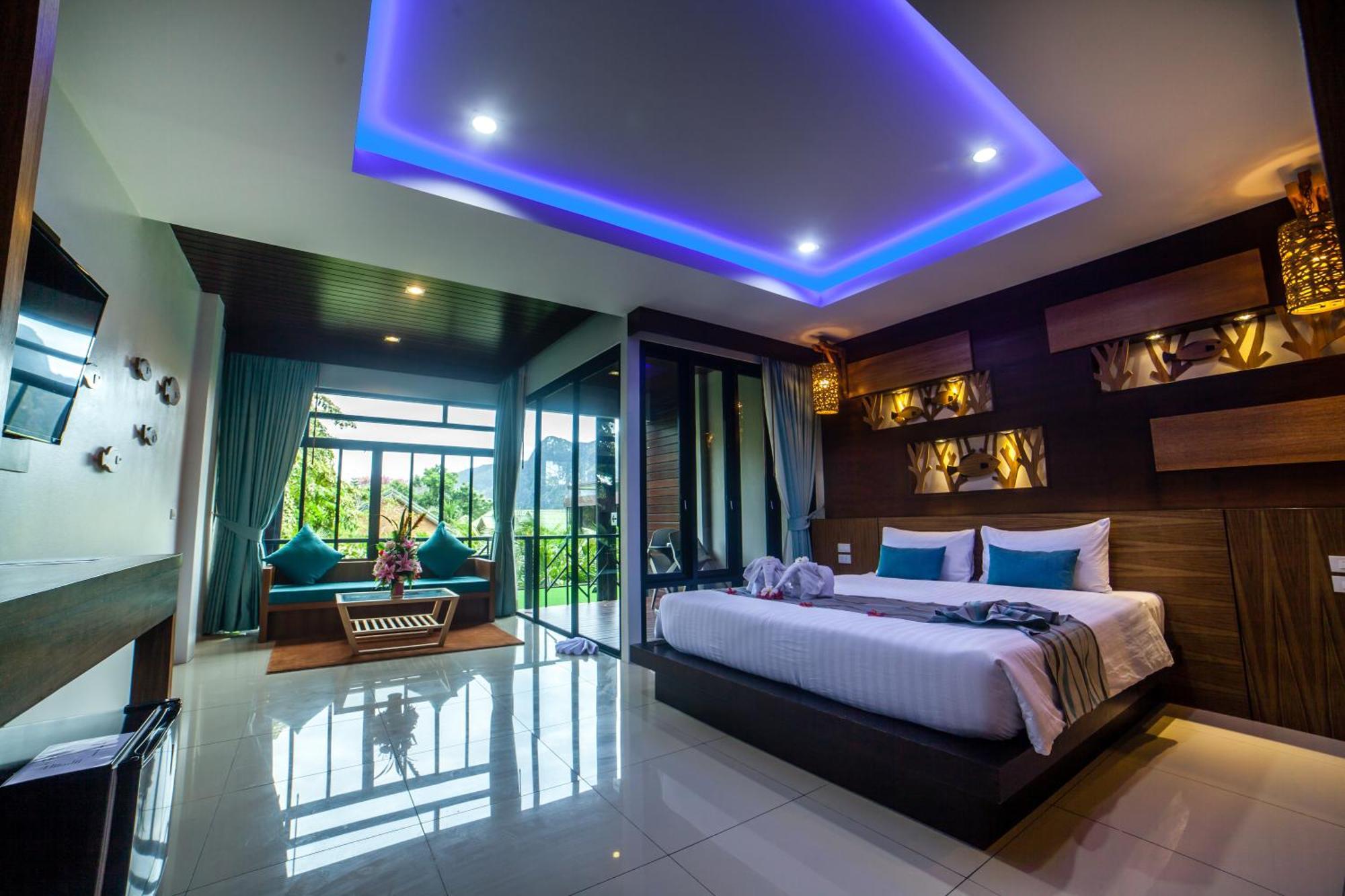 Deluxe Suite Sea View